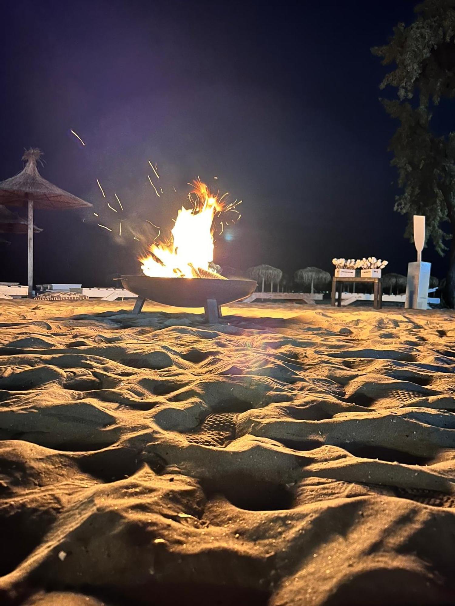 Hotel Manor Năvodari Εξωτερικό φωτογραφία