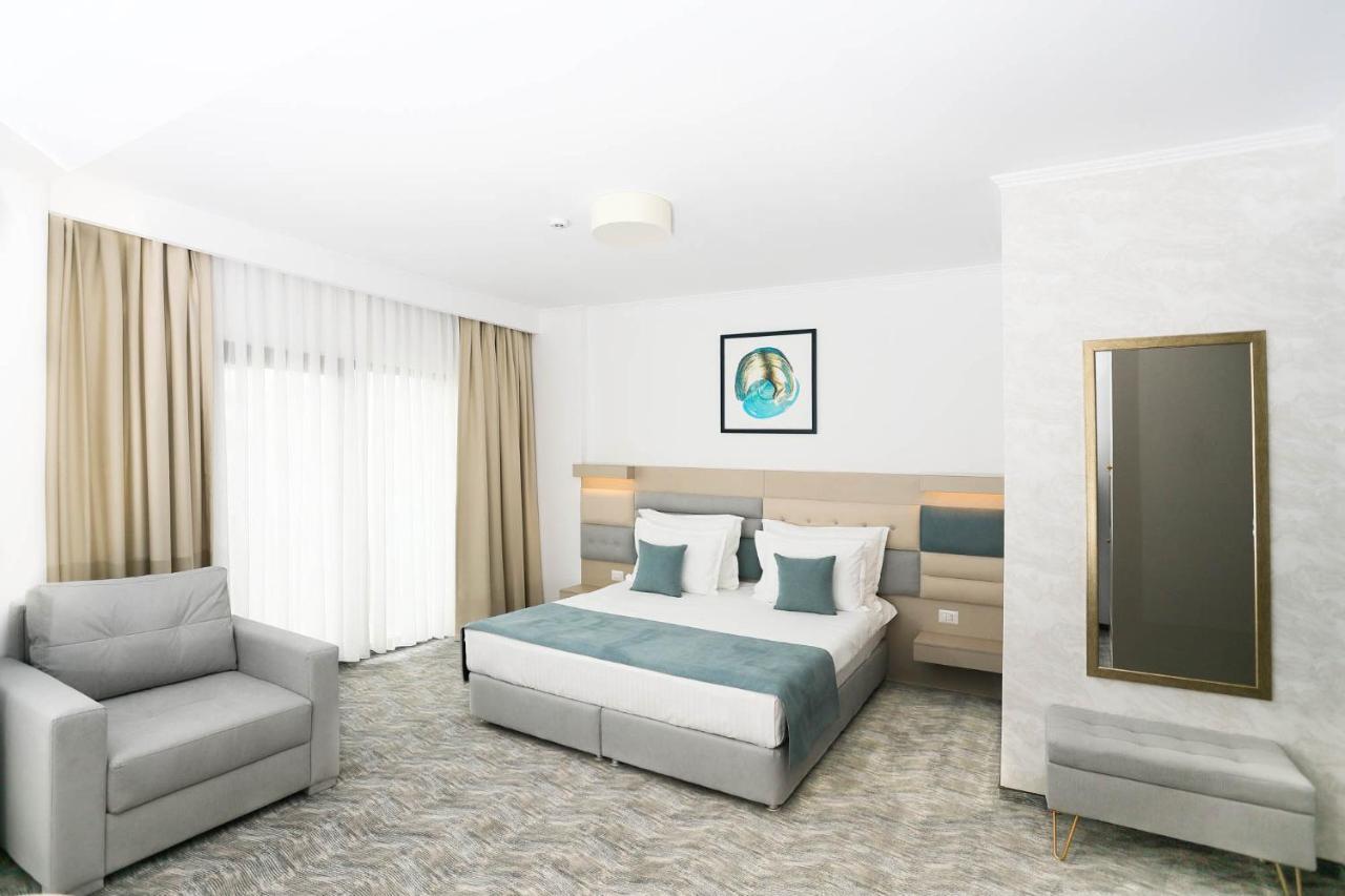 Hotel Manor Năvodari Εξωτερικό φωτογραφία