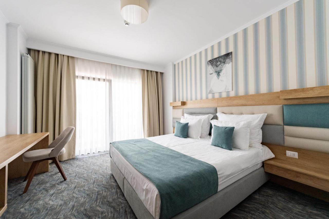 Hotel Manor Năvodari Εξωτερικό φωτογραφία